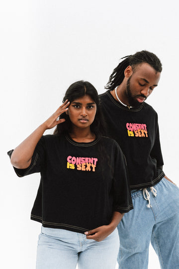 Intrépide Studio Teeshirt carré : Consent is sexy 🍑